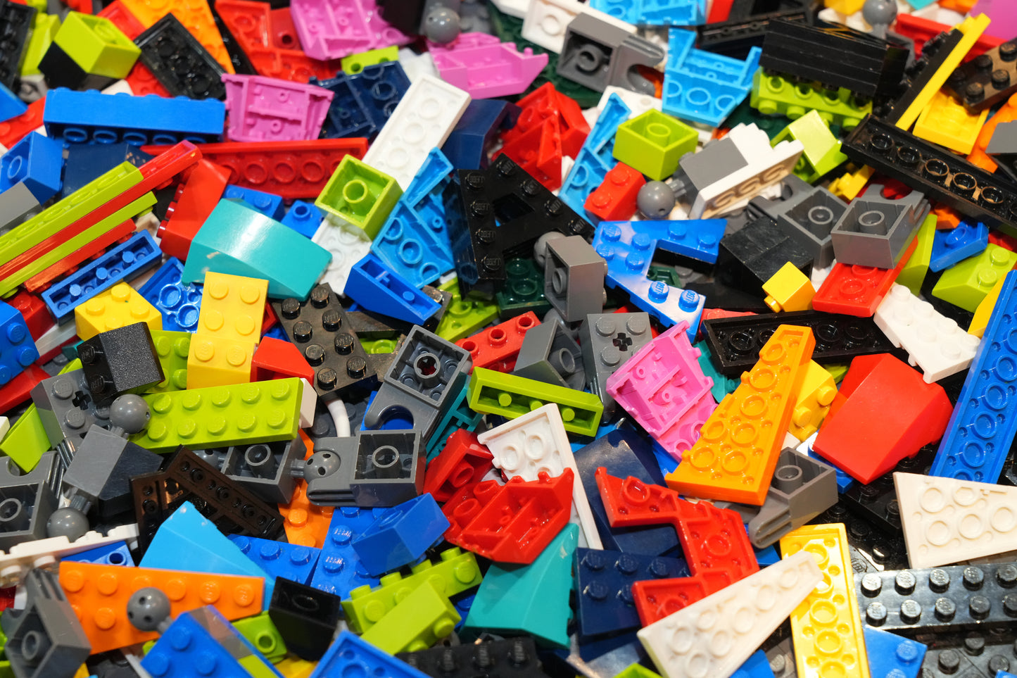 Used Lego - 1 Gallon